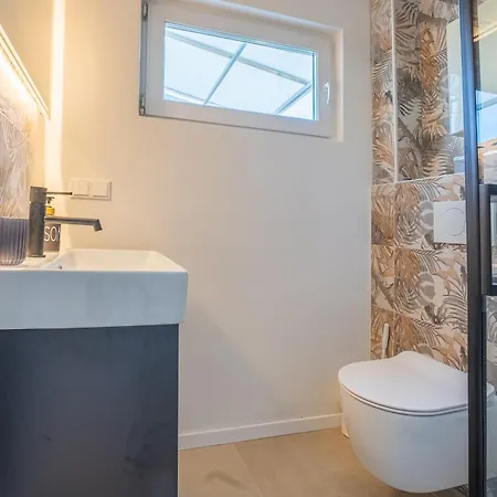 Marisol Design Mit Eigenem Stellplatz דירה זולינגן