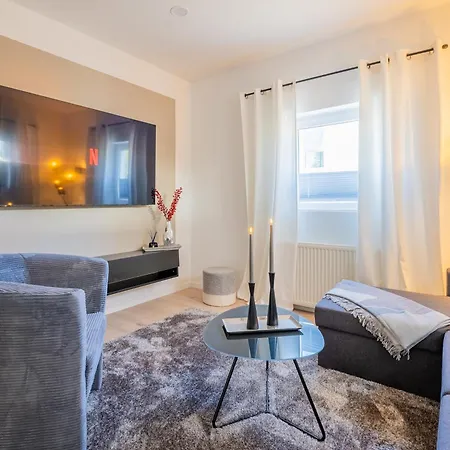 Marisol Design Mit Eigenem Stellplatz זולינגן