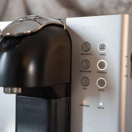 Marisol Design Mit Eigenem Stellplatz * ゾーリンゲン